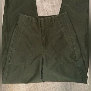 GUC Athleta 4T skyline barrel pants aspen olive green
